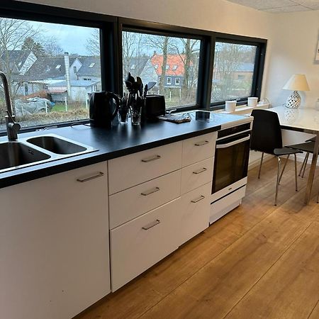 Hostel Den Gamel Togstation Give Zewnętrze zdjęcie